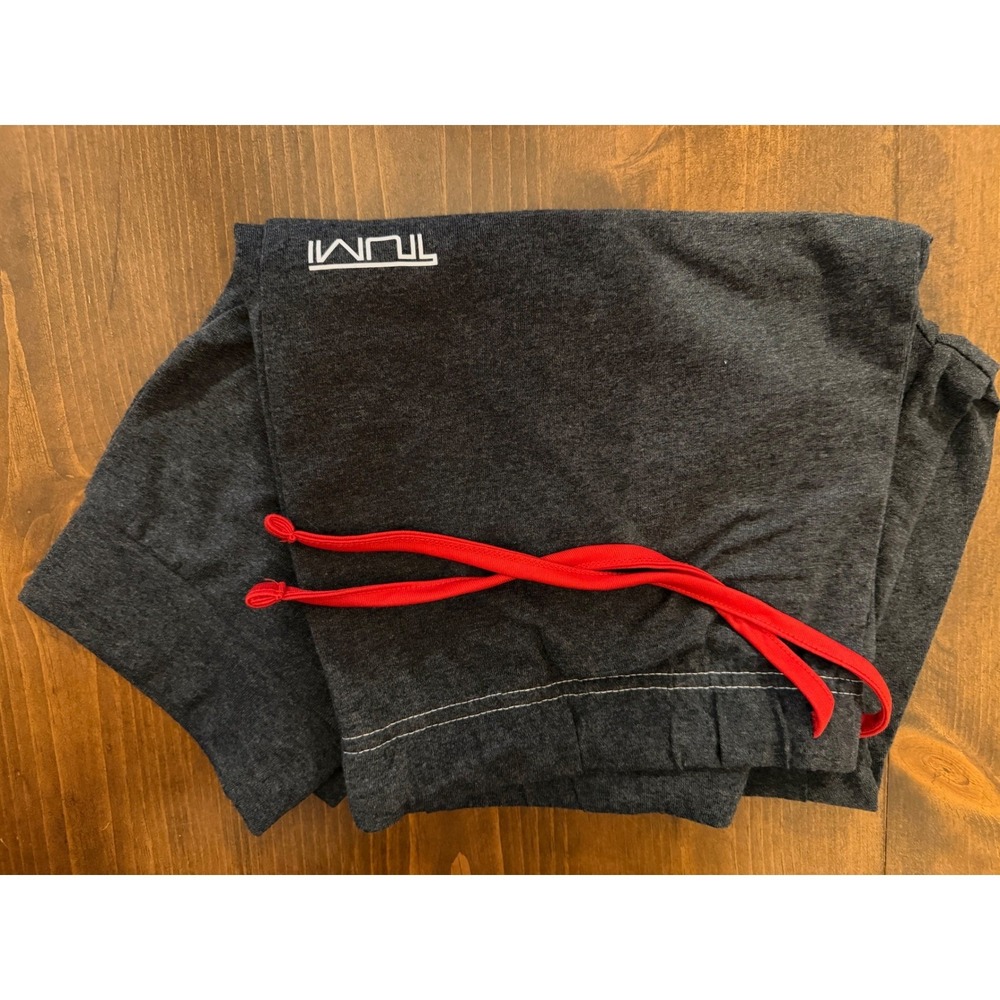 Tumi Air India Mens Loungewear Set Gray T-Shirt Joggers Pouch Size Large - Picture 2 of 10